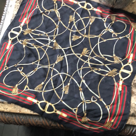 Silk scarf - Picture 3 of 5